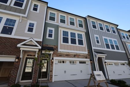 New construction Townhouse house 10028 Secluded Garden Dr, Apex, NC 27523 plan Hyde Park - image