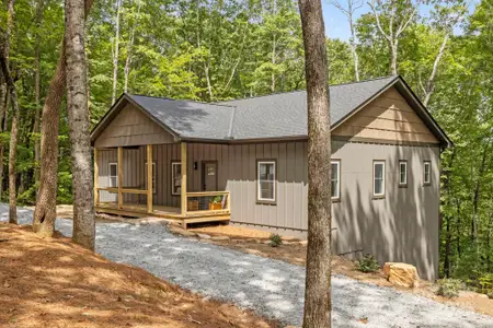 New construction Single-Family house 939 Rocky Mountain Rd, Lake Toxaway, NC 28747 - image