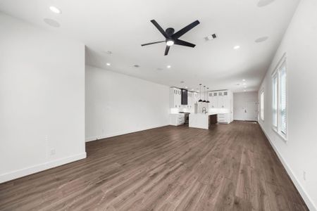 New construction Single-Family house 419 E 32Nd St, Houston, TX 77018 - image 12