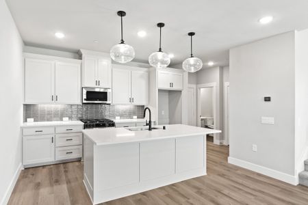 New construction Single-Family house 2849 Enfield, The Colony, TX 75056 plan Monterey - image 8
