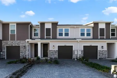New construction Townhouse house 1685 Greenleaf Woods Cv, Oviedo, FL 32765 plan Holly - image