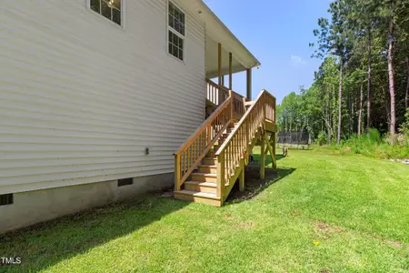 New construction Single-Family house 117 Godwin Ct, Sanford, NC 27330 - image