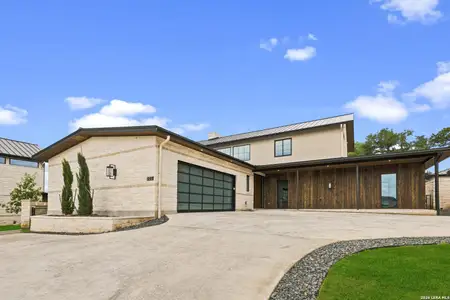 New construction Single-Family house 103 Lakeview Blvd, New Braunfels, TX 78130 - image
