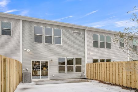 New construction Townhouse house 104 Brown Swiss Cir, Summerville, SC 29483 Mandevilla- photo 30 30