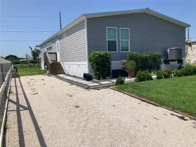 New construction Mobile Home house 816 Mississippi Ave, Clewiston, FL 33440 - image