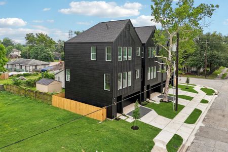 New construction Single-Family house 4506 Terry St, Houston, TX 77009 - image