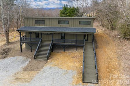 New construction Single-Family house 153 Hackleburg Ln, Hendersonville, NC 28792 - image