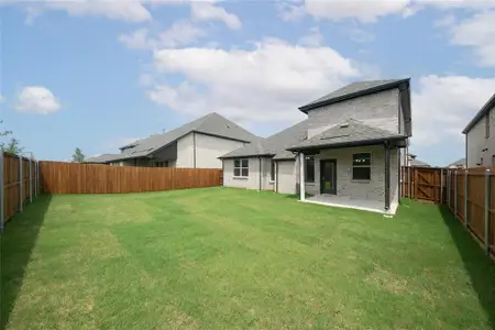 New construction Single-Family house 2105 Corbera Dr, Little Elm, TX 75068 plan Avalon - image