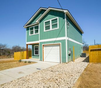 New construction Single-Family house 301 Cedarhill Dr, Granite Shoals, TX 78654 - image