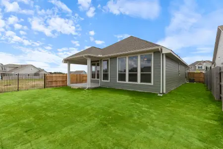 New construction Single-Family house 566 Sage Thrasher Cir, Dripping Springs, TX 78620 plan Troy - image