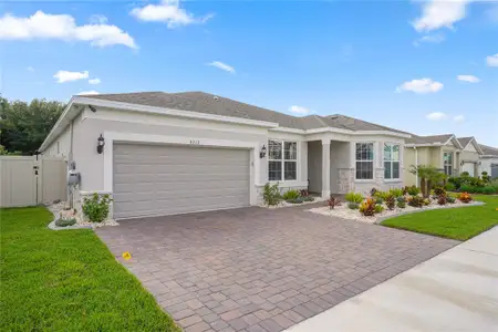 New construction Single-Family house 4212 Winding Pines Dr, Apopka, FL 32712 - image