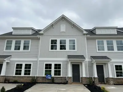 New construction Single-Family house 314 Cambrian Ct, Taylors, SC 29687 plan Laurens - image