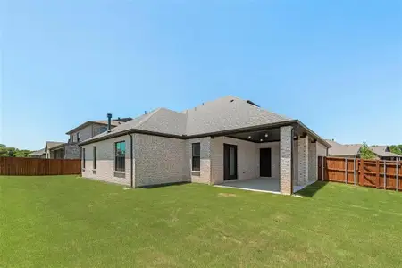 New construction Single-Family house 1327 Selby Rd, Van Alstyne, TX 75495 - image 4