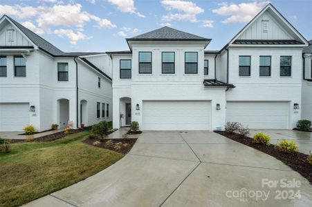 New construction Townhouse house 6133 Mariemont Circle, Charlotte, NC 28226 Salisbury- photo 0