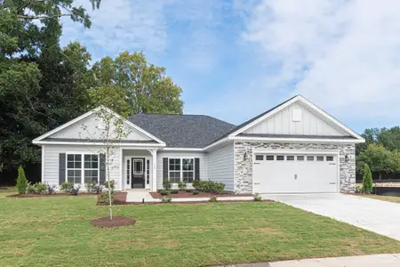 New construction Single-Family house 126 Firethorn Cir, Wallace, NC 28466 plan Plan 2140 - image