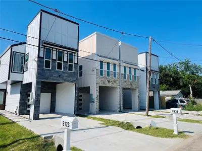 New construction Single-Family house 8123 Saint Louis St, Houston, TX 77028 - image