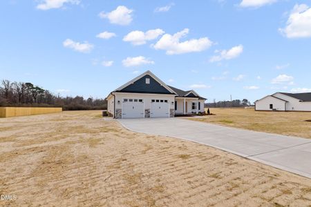 New construction Single-Family house 632 Tart Town Rd, Dunn, NC 28334 - image 4