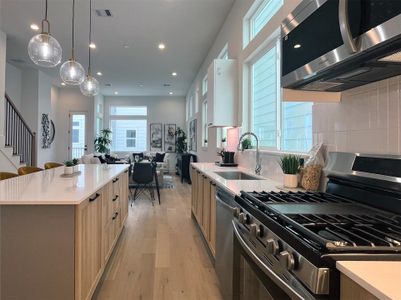 New construction Single-Family house 303 Marcella St, Unit F, Houston, TX 77091 - image 12