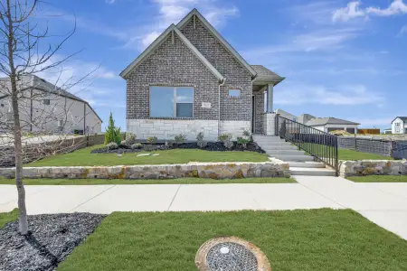 New construction Single-Family house 9332 Laurel Wreath, Mesquite, TX 75126 plan The Glenora - image