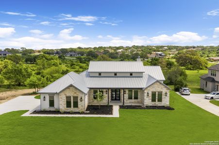 New construction Single-Family house 109 Lazy Oak Pl, Spicewood, TX 78669 Mulberry- photo 6 6