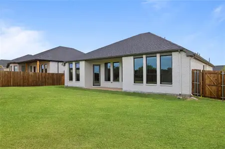 New construction Single-Family house 904 Beall St, Denton, TX 76207 - image 4