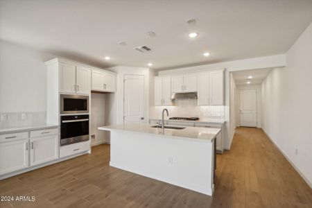 New construction Single-Family house 7704 W Tether Trl, Peoria, AZ 85383 Opal - photo 12 12