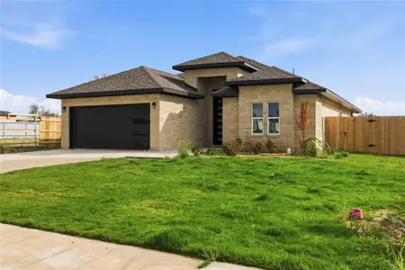 New construction Single-Family house 158 Lavanda Ln, Dale, TX 78616 - image