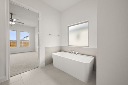 New construction Single-Family house 409 Daybreak Dr, Waxahachie, TX 75167 plan Westwood - image 11