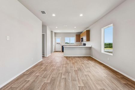 New construction Single-Family house 12004 Murano Dr, Austin, TX 78747 plan Cloverleaf 1533 - image 17