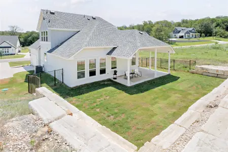 New construction Single-Family house 104 Bateleurefrey Cv, Cedar Creek, TX 78612 - image