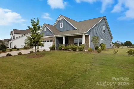 New construction Single-Family house 1018 Stone Marker Dr, Monroe, NC 28112 - image