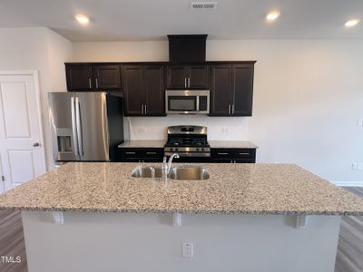 New construction Townhouse house 5104 Fir Tree Ln, Durham, NC 27703 Manteo II- photo 18 18