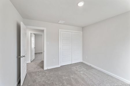 New construction Single-Family house 235 Ryan Xing, San Antonio, TX 78253 Alto- photo 32 32