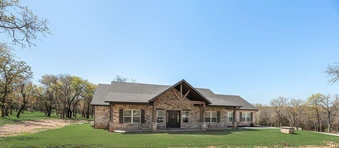 New construction Single-Family house 245 Creek Crossing St, Alvord, TX 76225 - image