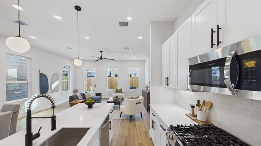 New construction Single-Family house 5027 Golden Forest Dr, Unit C, Houston, TX 77091 - image 10