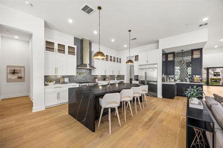 New construction Single-Family house 14111 Cindywood Cir, Houston, TX 77079 - image 14