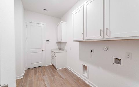 New construction Single-Family house 21218 Harbor Green Ln, Cypress, TX 77433 plan Malibu - image 19