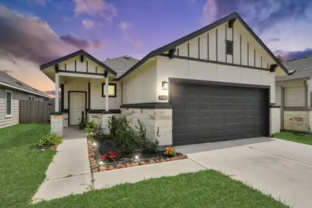 New construction Single-Family house 5302 Seymour Dr, Houston, TX 77032 - image