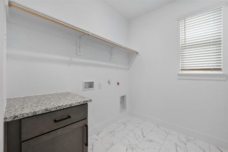 New construction Single-Family house 3608 William Ct, Grand Prairie, TX 76065 plan Jennifer - image 7