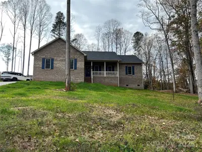 New construction Single-Family house 1031 Long Dr, Newton, NC 28658 - image