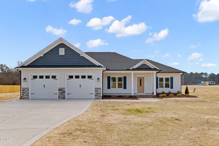 New construction Single-Family house 632 Tart Town Rd, Dunn, NC 28334 - image