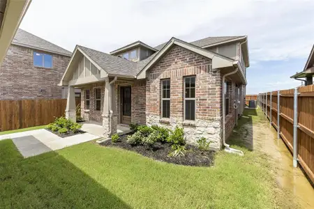 New construction Single-Family house 343 Dandy Landings, Lavon, TX 75166 Majestic- photo 2 2