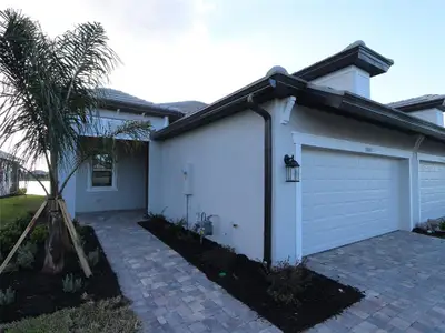 New construction Single-Family house 18083 Cherished Lp, Lakewood Ranch, FL 34211 plan Topaz - Villas - image