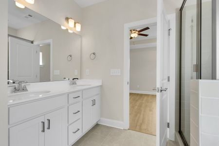 New construction Single-Family house 6502 Ripple Ridge Ct, Unit 29, Columbia, TN 38401 plan Holly, Front Entry Garage - image 14