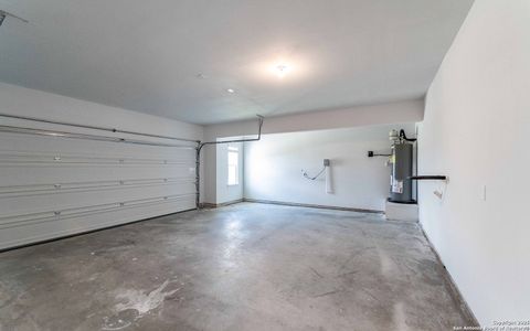 New construction Single-Family house 1216 Sweden, Seguin, TX 78155 Rio Grande- photo 12 12