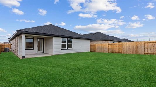 New construction Single-Family house 5019 Rosevine Way, Fresno, TX 77545 Baxtor - photo 36 36