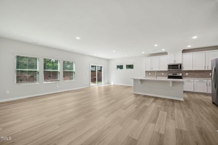 New construction Single-Family house 222 Thistle Patch Pl, Angier, NC 27501 plan Johnson - image 18