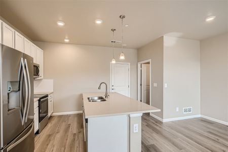 New construction Townhouse house 6952 Huddersfield Ln, Castle Pines, CO 80108 Catalina- photo 10 10