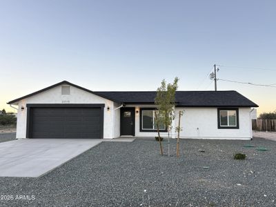 New construction Single-Family house 20518 E Cedar Canyon Dr, Mayer, AZ 86333 - image