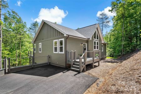 New construction Single-Family house 23 Laurel Crest Ln, Mill Spring, NC 28756 - image
